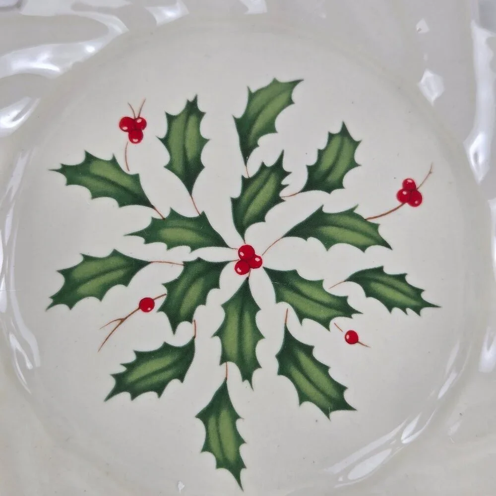 Lenox Holiday Open Weave Bread Basket Porcelain Cream Holly & Berries IOB